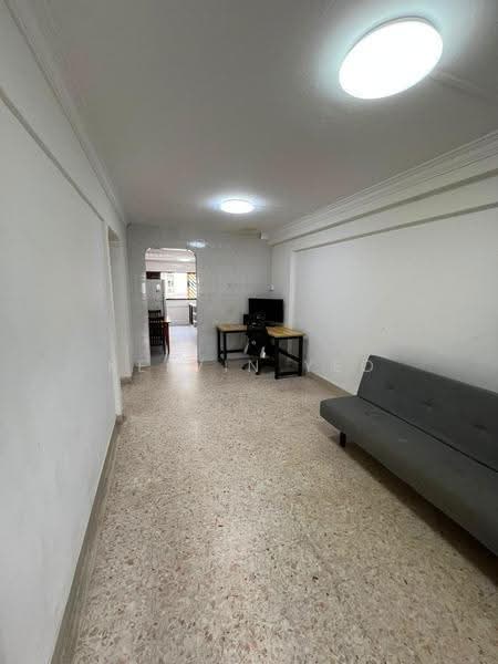 524 Ang Mo Kio Avenue 5, 524 Ang Mo Kio Avenue 5, 2 Bedrooms, 732 sqft, HDB Flat For Sale, by Kelvin Yeo, 500240591 - Living Room - PropertyGuru.com.sg