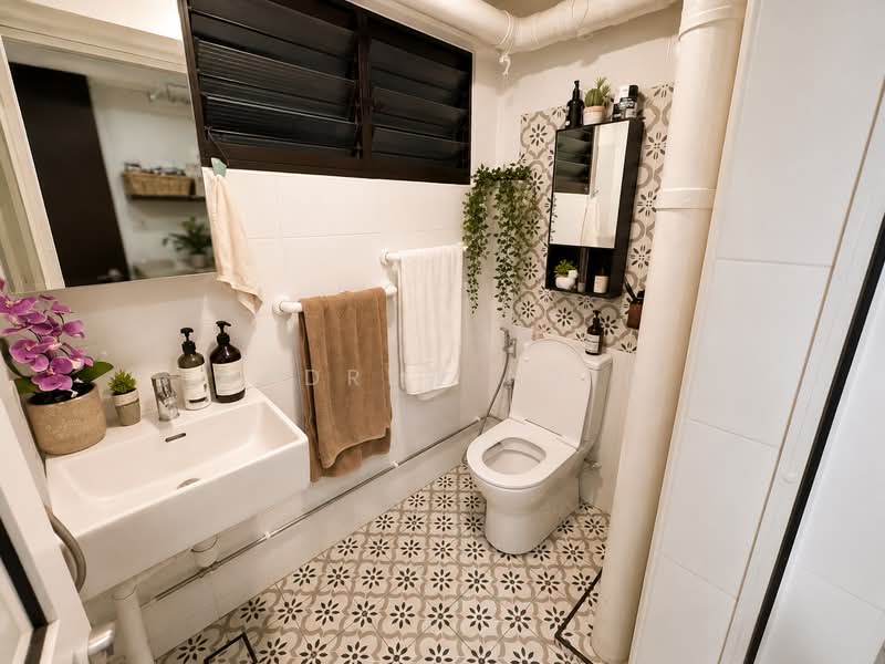 134 Marsiling Road, 134 Marsiling Road, 4 Bedrooms, 1,830 sqft, HDB Flat For Sale, by Andrew Nair, 500240602 - Bathroom - PropertyGuru.com.sg