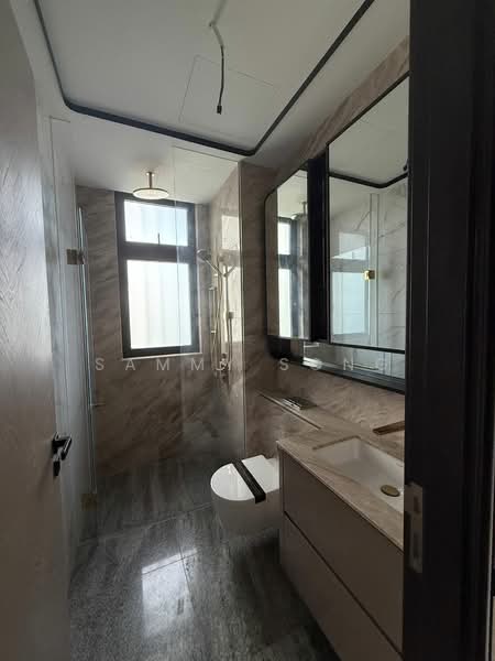 Perfect Ten, 323 Bukit Timah Road, 2 Bedrooms, 786 sqft, Condominium For Rent, by Sammy Song, 500240604 - Bathroom - PropertyGuru.com.sg