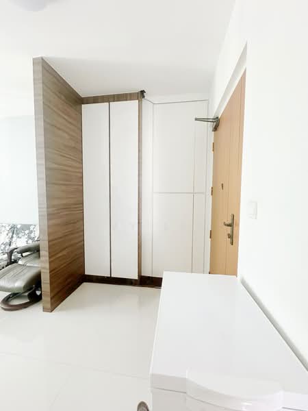 96B Henderson Road, 96B Henderson Road, 2 Bedrooms, 732 sqft, HDB Flat For Rent, by Ivy Lee, 500240606 - Entrance - PropertyGuru.com.sg