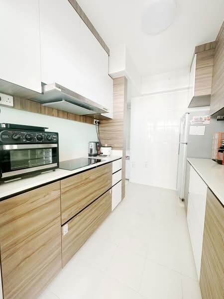 96B Henderson Road, 96B Henderson Road, 2 Bedrooms, 732 sqft, HDB Flat For Rent, by Ivy Lee, 500240606 - Kitchen - PropertyGuru.com.sg