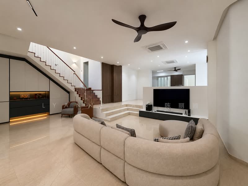 BAYSHORE LANDED | NEWLY RENOVATED SEMI-D, , 5 Bedrooms, 6,000 sqft, Semi-Detached House For Sale, by Lyanne Tan 陈丽颖, 500240609 - Living Room - PropertyGuru.com.sg