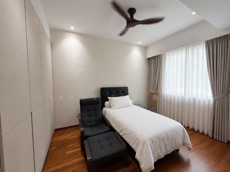 BAYSHORE LANDED | NEWLY RENOVATED SEMI-D, , 5 Bedrooms, 6,000 sqft, Semi-Detached House For Sale, by Lyanne Tan 陈丽颖, 500240609 - Bedroom - PropertyGuru.com.sg