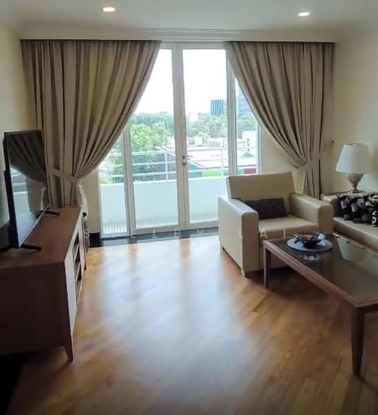 The Hermitage, 2 Sarkies Road, 2 Bedrooms, 850 sqft, Apartment For Sale, by Shelby Lai, 500240614 - Living Room - PropertyGuru.com.sg