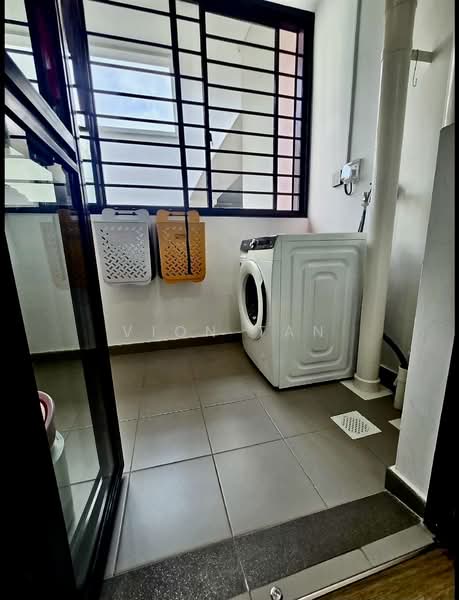 809A Choa Chu Kang Avenue 1, 809A Choa Chu Kang Avenue 1, Dairy Farm / Bukit Panjang / Choa Chu Kang, 3 Bedrooms, 990 sqft, HDB Flat For Sale, by Vion Tan, 500240619 - Service Yard - PropertyGuru.com.sg
