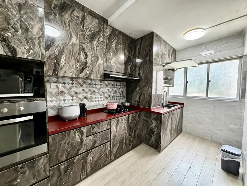 559 Jurong West Street 42, 559 Jurong West Street 42, 3 Bedrooms, 1,475 sqft, HDB Flat For Rent, by Kyean Lim, 500240661 - Kitchen - PropertyGuru.com.sg