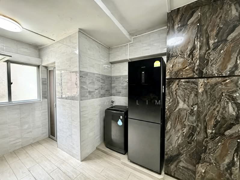 559 Jurong West Street 42, 559 Jurong West Street 42, 3 Bedrooms, 1,475 sqft, HDB Flat For Rent, by Kyean Lim, 500240661 - Kitchen - PropertyGuru.com.sg