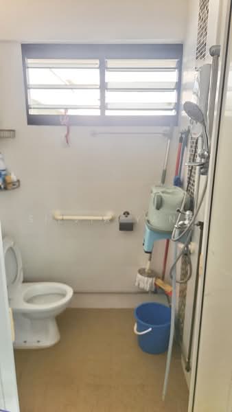 334 Ang Mo Kio Avenue 1, 334 Ang Mo Kio Avenue 1, Room Rental, 108 sqft, HDB Flat For Rent, by Silvia Yang, 500240665 - PropertyGuru.com.sg