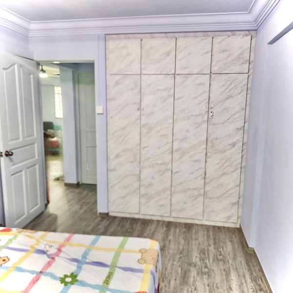 334 Ang Mo Kio Avenue 1, 334 Ang Mo Kio Avenue 1, Room Rental, 108 sqft, HDB Flat For Rent, by Silvia Yang, 500240665 - PropertyGuru.com.sg