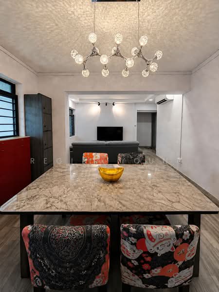227A Compassvale Drive, 227A Compassvale Drive, 3 Bedrooms, 1,087 sqft, HDB Flat For Sale, by Regina Young, 500240672 - Living Room - PropertyGuru.com.sg