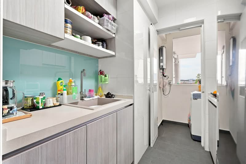 311B Clementi Avenue 4, 311B Clementi Avenue 4, 3 Bedrooms, 872 sqft, HDB Flat For Sale, by Xavier Tan, 500240682 - Kitchen - PropertyGuru.com.sg