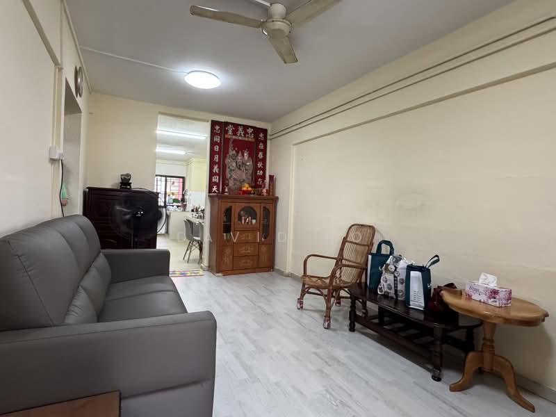 114 Ang Mo Kio Avenue 4, 114 Ang Mo Kio Avenue 4, 2 Bedrooms, 796 sqft, HDB Flat For Sale, by David Ho, 500240692 - Living Room - PropertyGuru.com.sg