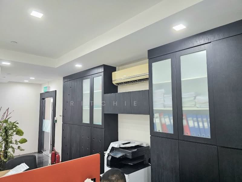 Wcega Tower, 21 Bukit Batok Crescent, 1,173 sqft, Light Industrial (B1) For Sale, by Ritchie Li, 500240694 - CommercialGuru.com.sg