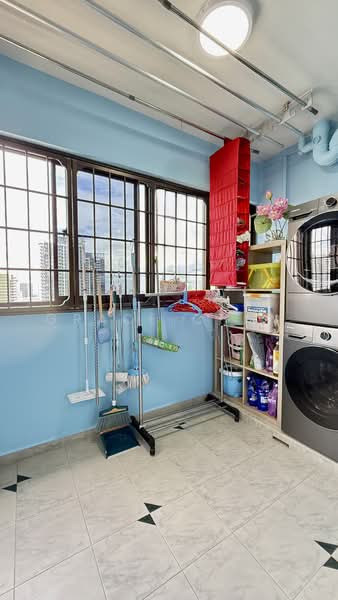 60 Lorong 4 Toa Payoh, 60 Lorong 4 Toa Payoh, 4 Bedrooms, 1,302 sqft, HDB Flat For Sale, by Grace Chan, 500240701 - PropertyGuru.com.sg