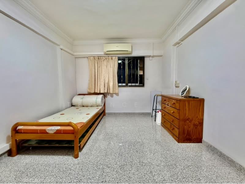 412 Pandan Gardens, 412 Pandan Gardens, 1 Bedroom, 150 sqft, HDB Flat For Rent, by Terence Ng, 500240708 - PropertyGuru.com.sg