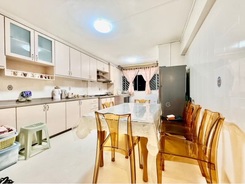 412 Pandan Gardens, 412 Pandan Gardens, 1 Bedroom, 150 sqft, HDB Flat For Rent, by Terence Ng, 500240708 - PropertyGuru.com.sg