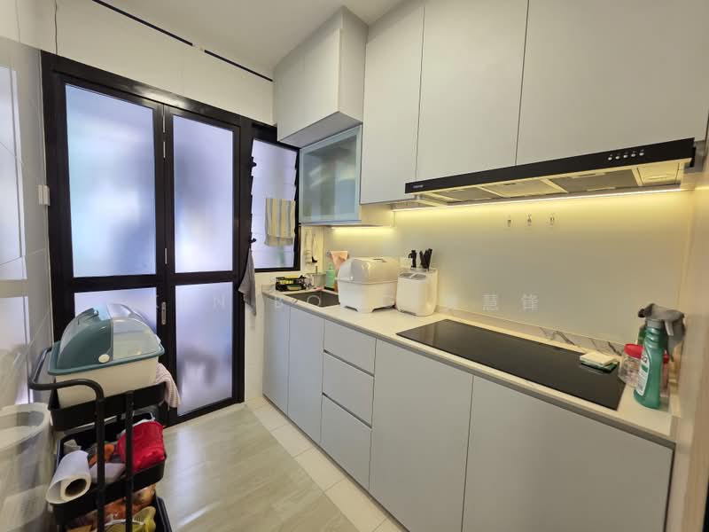 419A Northshore Drive, 419A Northshore Drive, 3 Bedrooms, 1,012 sqft, HDB Flat For Sale, by Ken Bong 黄慧锋, 500240709 - Kitchen - PropertyGuru.com.sg