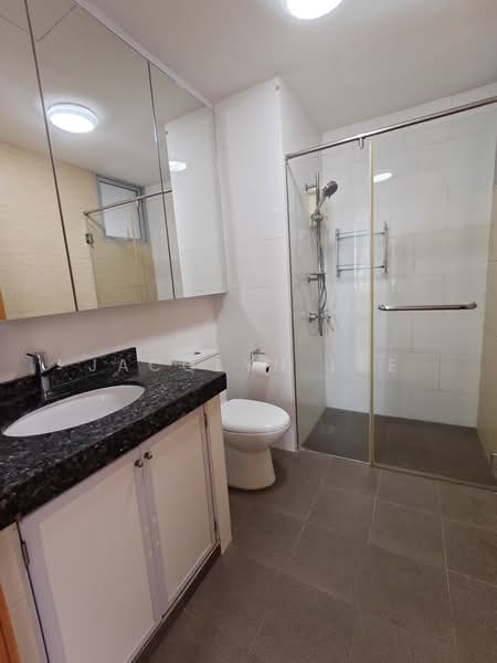 Clover By The Park, 6 Bishan Street 25, 3 Bedrooms, 1,216 sqft, Condominium For Sale, by Jacqlyn Lee, 500240715 - Bathroom - PropertyGuru.com.sg