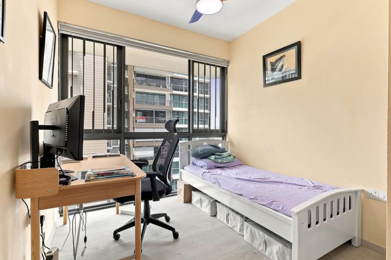 The Topiary, 11 Fernvale Lane, 3 Bedrooms, 1,087 sqft, Condominium For Sale, by George Poo, 500240724 - Bedroom - PropertyGuru.com.sg