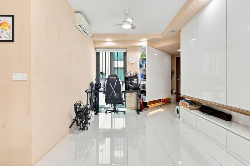 The Topiary, 11 Fernvale Lane, 3 Bedrooms, 1,087 sqft, Condominium For Sale, by George Poo, 500240724 - Study - PropertyGuru.com.sg