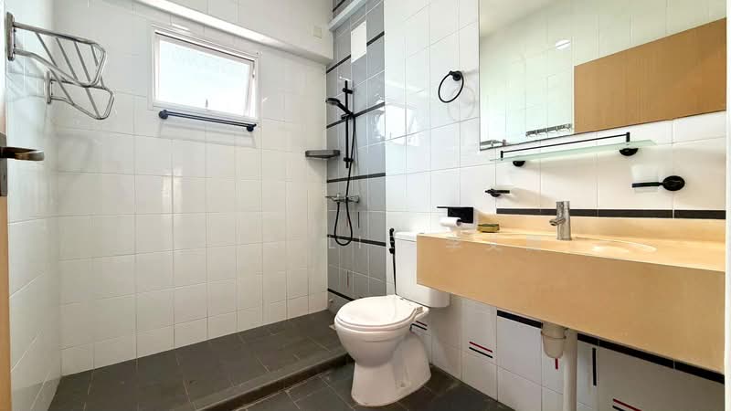 268A Punggol Field, 268A Punggol Field, Hougang / Punggol / Sengkang, 3 Bedrooms, 1,216 sqft, HDB Flat For Rent, by Aina Lie 李艾娜, 500240727 - Bathroom - PropertyGuru.com.sg