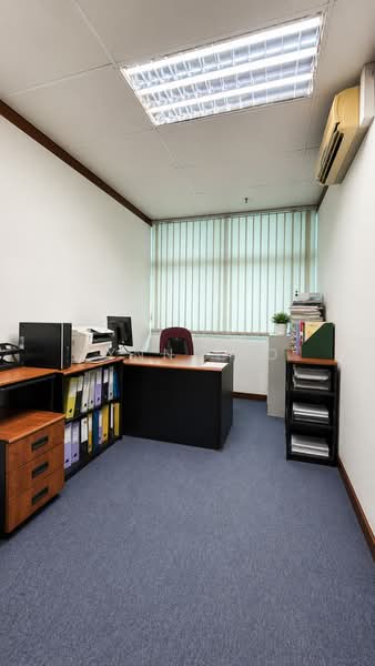 Toh Guan Centre, 21 Toh Guan Road East, 2,056 sqft, Factory / Workshop (B2) For Sale, by Lynn Teo, 500240731 - CommercialGuru.com.sg