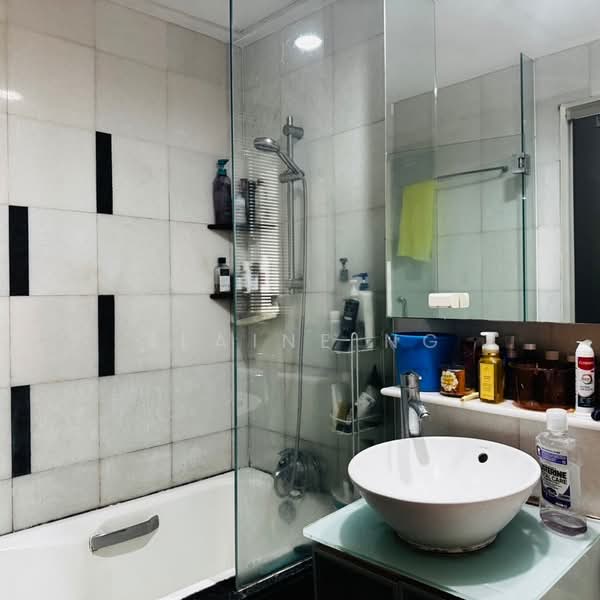Robertson 100, 100 Robertson Quay, 1 Bedroom, 678 sqft, Apartment For Rent, by Elaine Ng, 500240734 - PropertyGuru.com.sg