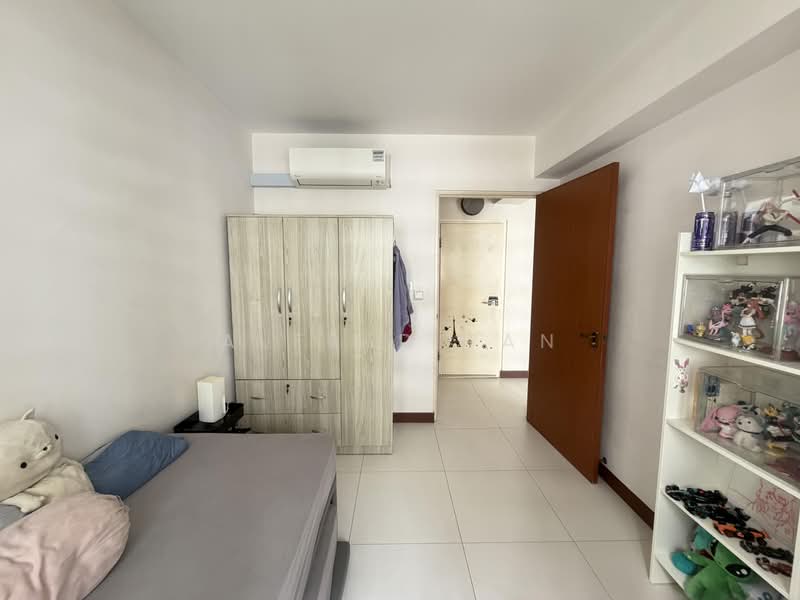 524B Tampines Central 7, 524B Tampines Central 7, 2 Bedrooms, 721 sqft, HDB Flat For Sale, by Alfred Tan, 500240747 - Common Bedroom - PropertyGuru.com.sg