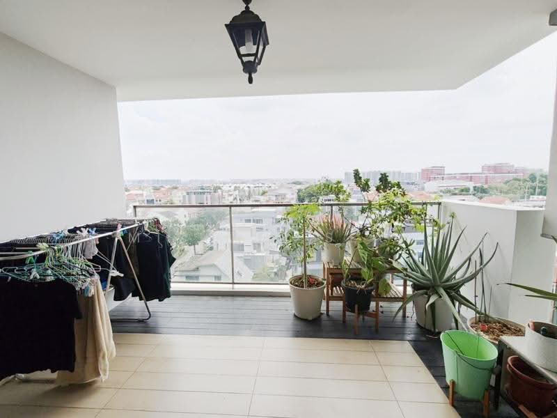 Paya Lebar Methodist Girls' Primary School (The Minton Condo), 4A Hougang St 11, Hougang / Punggol / Sengkang, 3 Bedrooms, 1,335 sqft, Condominium For Sale, by Michael Seah, 500240749 - PropertyGuru.com.sg
