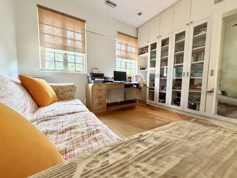 ***NEW!!! SOUTH FACING 2.5 STY THOMSON SEMI-D !!!!, , 6 Bedrooms, 4,500 sqft, Semi-Detached House For Sale, by Tiffany Leow, 500240751 - Study - PropertyGuru.com.sg