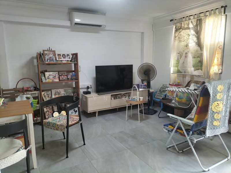 69 Lorong 4 Toa Payoh, 69 Lorong 4 Toa Payoh, 2 Bedrooms, 667 sqft, HDB Flat For Rent, by Elyn Goh, 500240757 - Living Room - PropertyGuru.com.sg