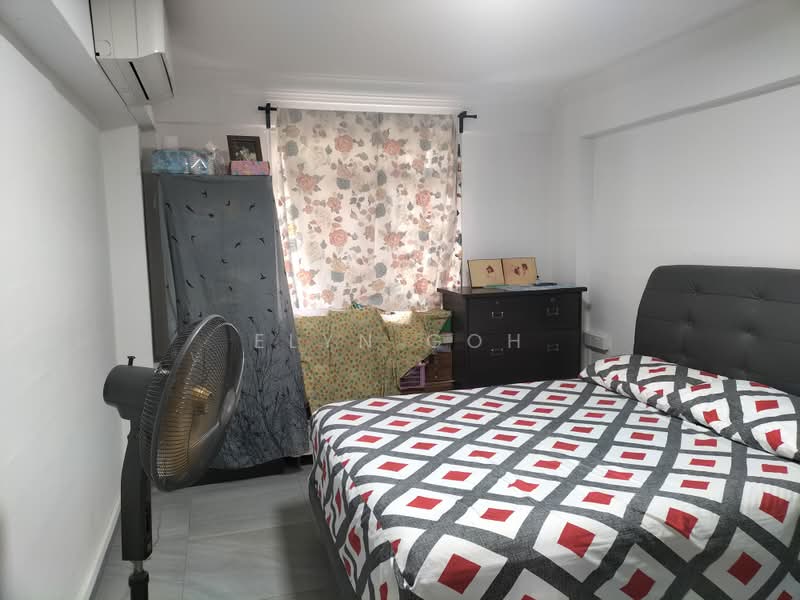 69 Lorong 4 Toa Payoh, 69 Lorong 4 Toa Payoh, 2 Bedrooms, 667 sqft, HDB Flat For Rent, by Elyn Goh, 500240757 - Bedroom - PropertyGuru.com.sg