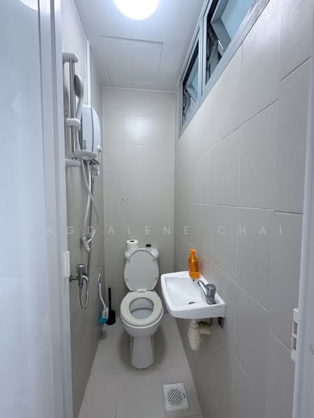 YewTee Residences, 23 Choa Chu Kang North 6, Room Rental, 100 sqft, Apartment For Rent, by Magdalene Chai, 500240770 - Bathroom - PropertyGuru.com.sg