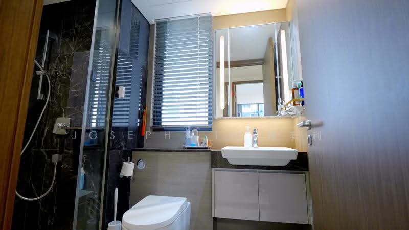 Parc Esta, 822 Sims Avenue, 3 Bedrooms, 1,001 sqft, Condominium For Sale, by Joseph Lim 林有利, 500240771 - Bathroom - PropertyGuru.com.sg