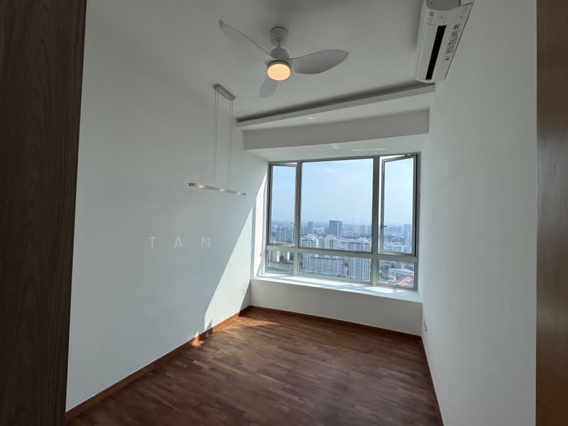 Clover By The Park, 2 Bishan Street 25, 5 Bedrooms, 3,465 sqft, Condominium For Rent, by Tan Li Leng, 500240779 - View - PropertyGuru.com.sg