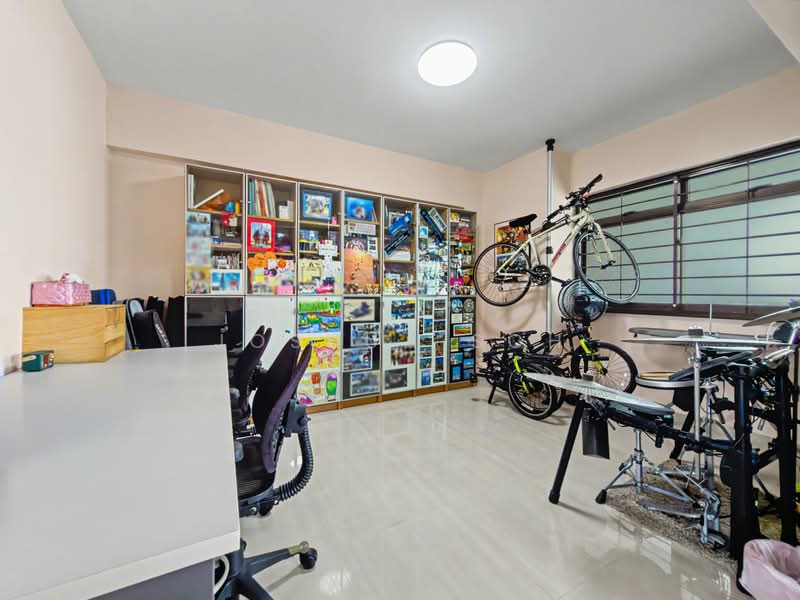 502A Wellington Circle, 502A Wellington Circle, 3 Bedrooms, 1,399 sqft, HDB Flat For Sale, by Joshua Soh, 500240785 - Study - PropertyGuru.com.sg