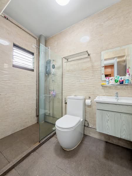 502A Wellington Circle, 502A Wellington Circle, 3 Bedrooms, 1,399 sqft, HDB Flat For Sale, by Joshua Soh, 500240785 - Bathroom - PropertyGuru.com.sg