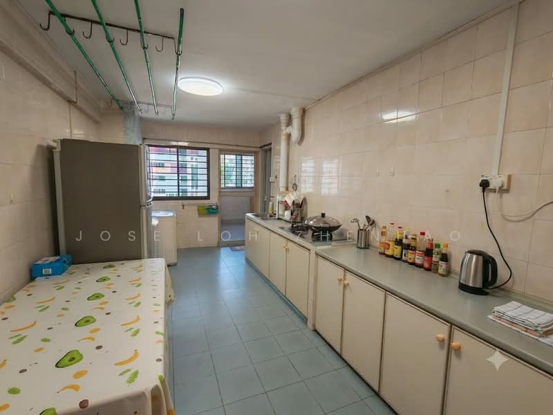 23 Hougang Avenue 3, 23 Hougang Avenue 3, 2 Bedrooms, 785 sqft, HDB Flat For Sale, by Jose Loh Zhenhao, 500240825 - Kitchen - PropertyGuru.com.sg