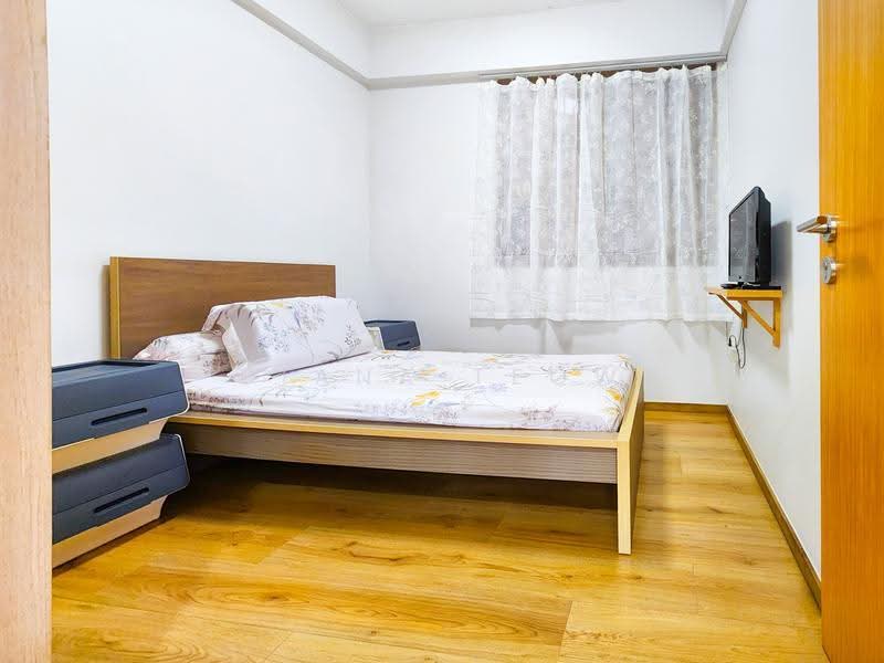 The Vales, , 3 Bedrooms, 904 sqft, Condominium For Sale, by Diana Teow, 500240827 - Bedroom - PropertyGuru.com.sg