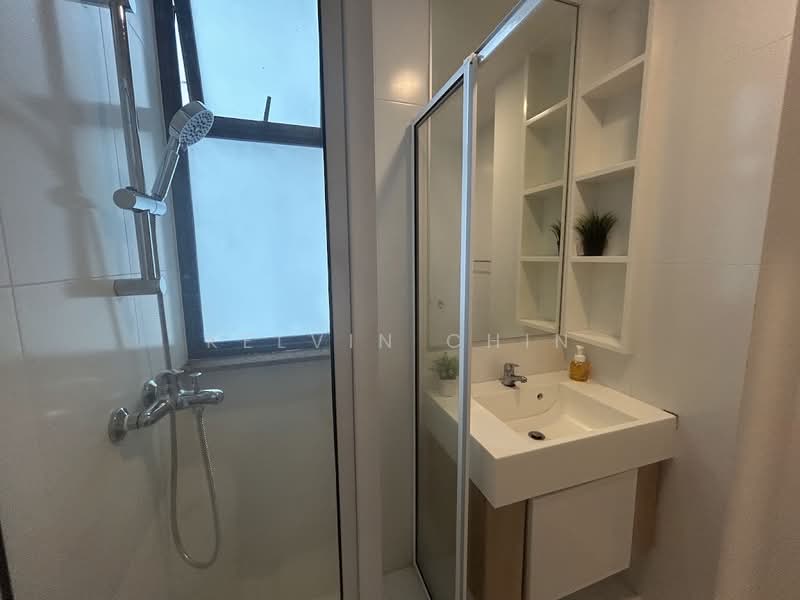 Varsity Park Condominium, 62 West Coast Road, Room Rental, 250 sqft, Condominium For Rent, by Kelvin Chin, 500240835 - Bathroom - PropertyGuru.com.sg