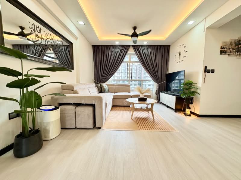 229B Sumang Lane, 229B Sumang Lane, 3 Bedrooms, 1,001 sqft, HDB Flat For Sale, by Kane Seow, 500240836 - Living Room - PropertyGuru.com.sg