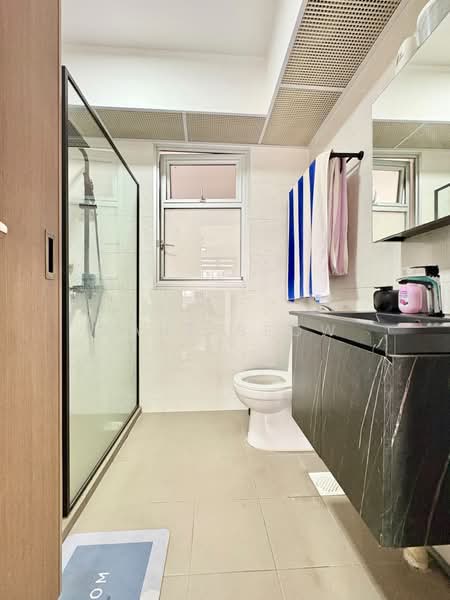 229B Sumang Lane, 229B Sumang Lane, 3 Bedrooms, 1,001 sqft, HDB Flat For Sale, by Kane Seow, 500240836 - Bathroom - PropertyGuru.com.sg