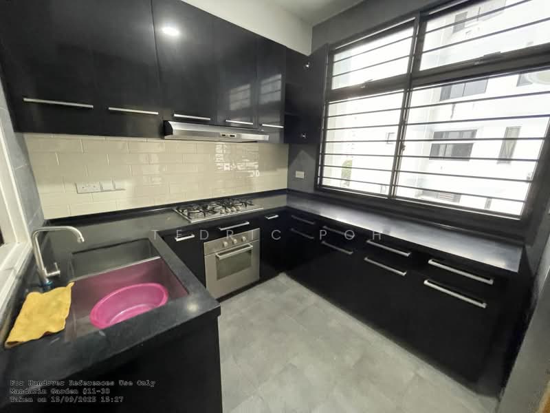 Mandarin Gardens, 5 Siglap Road, 2 Bedrooms, 829 sqft, Condominium For Rent, by Tedric Poh, 500240838 - Kitchen - PropertyGuru.com.sg