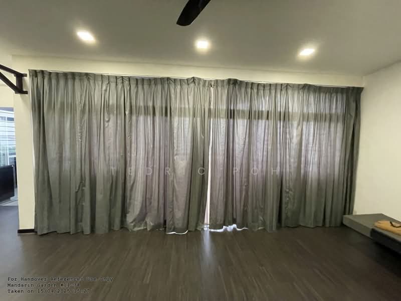Mandarin Gardens, 5 Siglap Road, 2 Bedrooms, 829 sqft, Condominium For Rent, by Tedric Poh, 500240838 - Living Room - PropertyGuru.com.sg