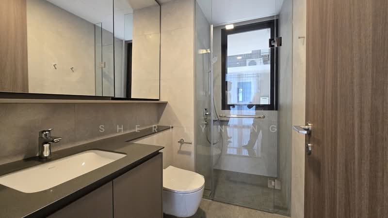 Norwood Grand, , 4 Bedrooms, 1,313 sqft, Condominium For Sale, by Sherilyn Ng, 500240841 - Bathroom - PropertyGuru.com.sg