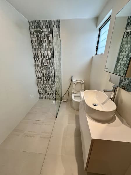 Regency Park, 15 Nathan Road, Tanglin / Holland / Bukit Timah, 3 Bedrooms, 2,250 sqft, Condominium For Sale, by Wilson Ng, 500240844 - PropertyGuru.com.sg