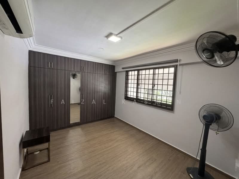 742 Bedok Reservoir Road, 742 Bedok Reservoir Road, Bedok / Upper East Coast, Room Rental, 100 sqft, HDB Flat For Rent, by Faizal Kasmin, 500240849 - Bedroom - PropertyGuru.com.sg