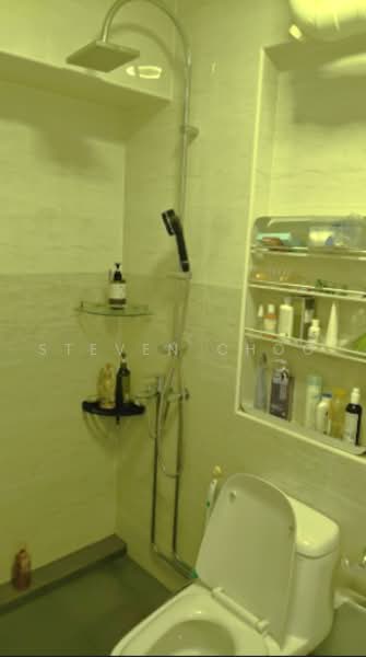 713 Tampines Street 71, 713 Tampines Street 71, Room Rental, 120 sqft, HDB Flat For Rent, by Steven Choo, 500240856 - Bathroom - PropertyGuru.com.sg