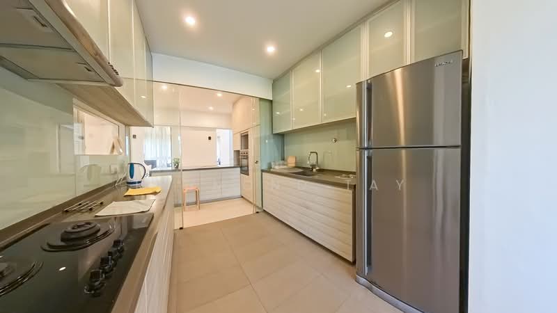 Ridgewood Condominium, 1 Ridgewood Close, Room Rental, 160 sqft, Condominium For Rent, by Raymond Tay, 500240858 - Kitchen - PropertyGuru.com.sg