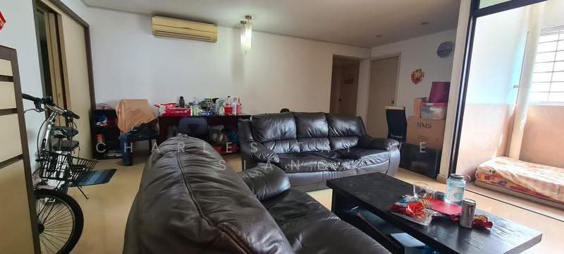 268 Boon Lay Drive, 268 Boon Lay Drive, 3 Bedrooms, 1,184 sqft, HDB Flat For Rent, by Charles Tai Wei Siang, 500240866 - Living Room - PropertyGuru.com.sg
